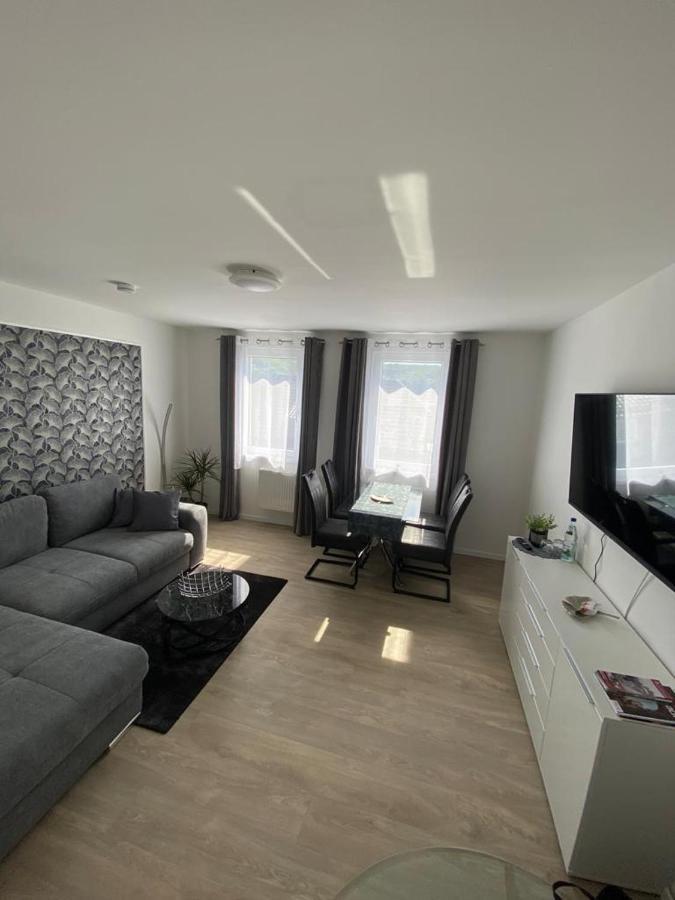 Schoene Ferienwohnung „Zum Glueck Tropical“ アイゼナハ エクステリア 写真