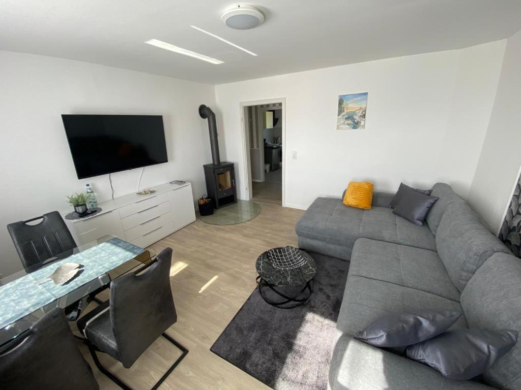 Schoene Ferienwohnung „Zum Glueck Tropical“ アイゼナハ エクステリア 写真